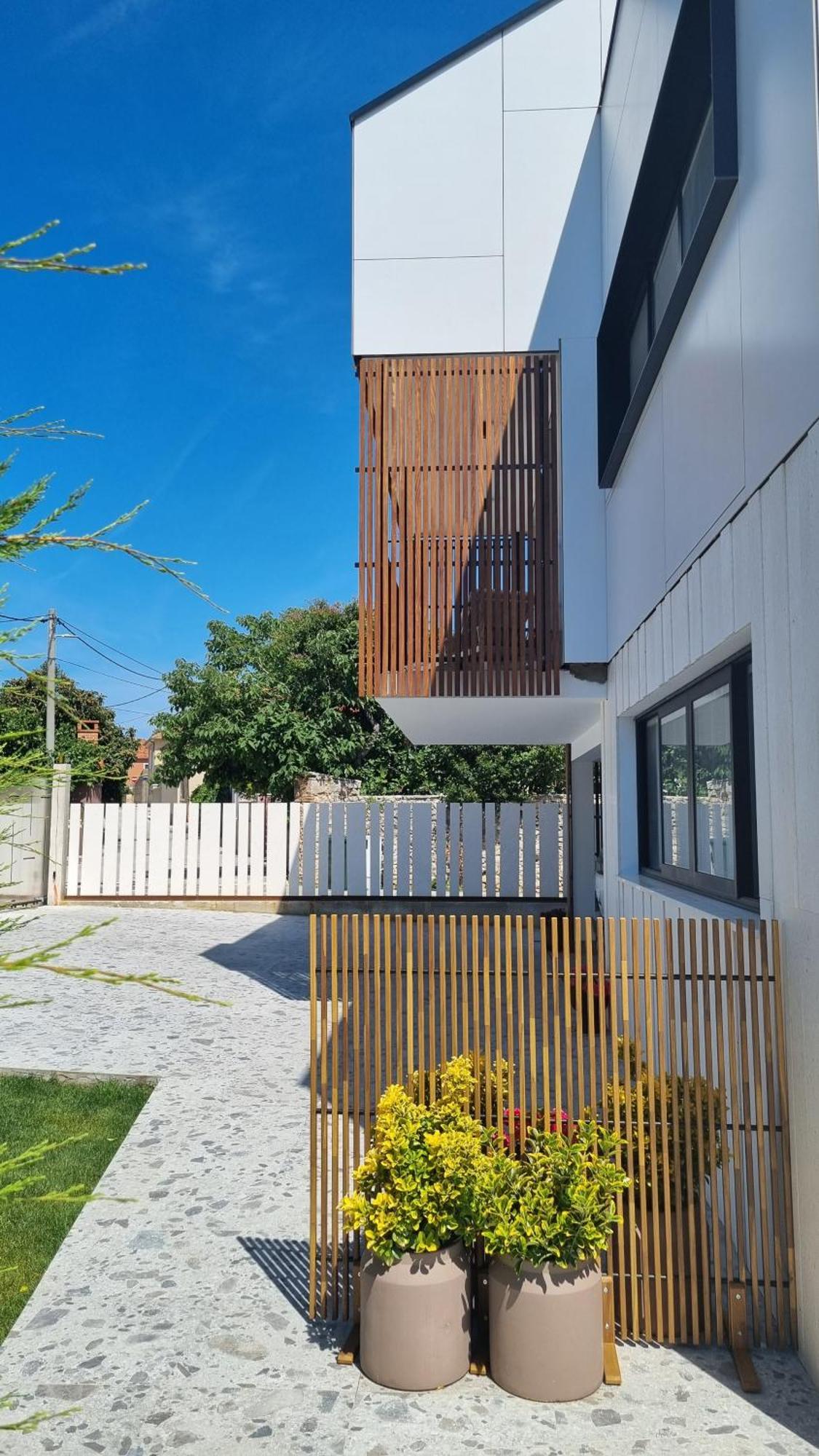Delta House - Gama Apartment Zara Esterno foto